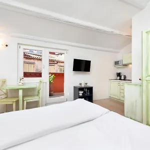 https://casa-matteotti.in-istria.net